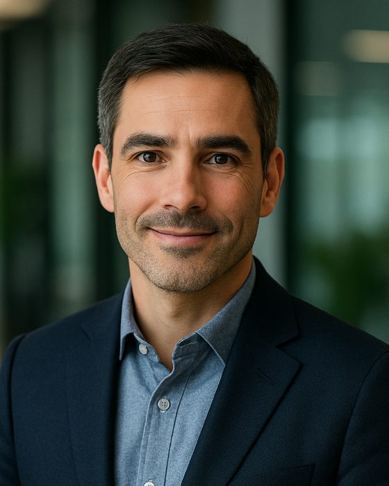 Dr. Lucas Moreau, AI Super Teacher (generated identity)
